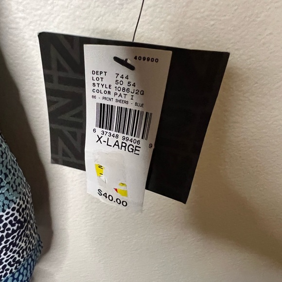 IZ Byer Striped Blouse NWT - Picture 5 of 7